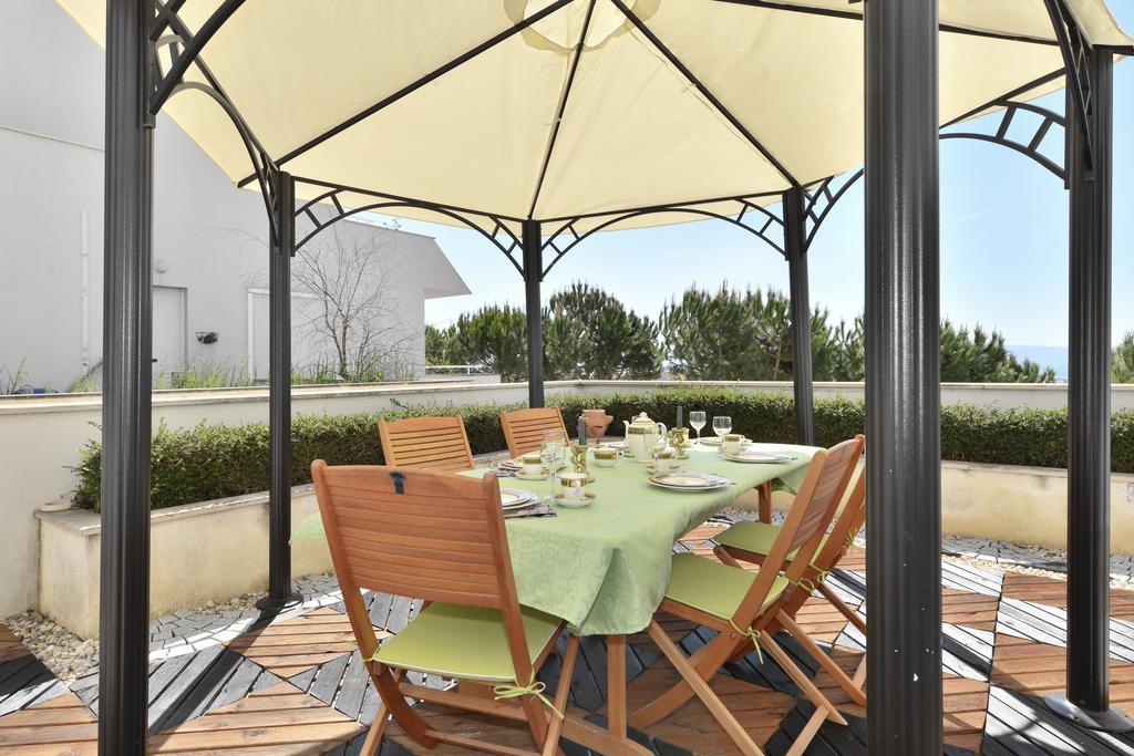 Luxury Seaside Apartment Split Bilik gambar